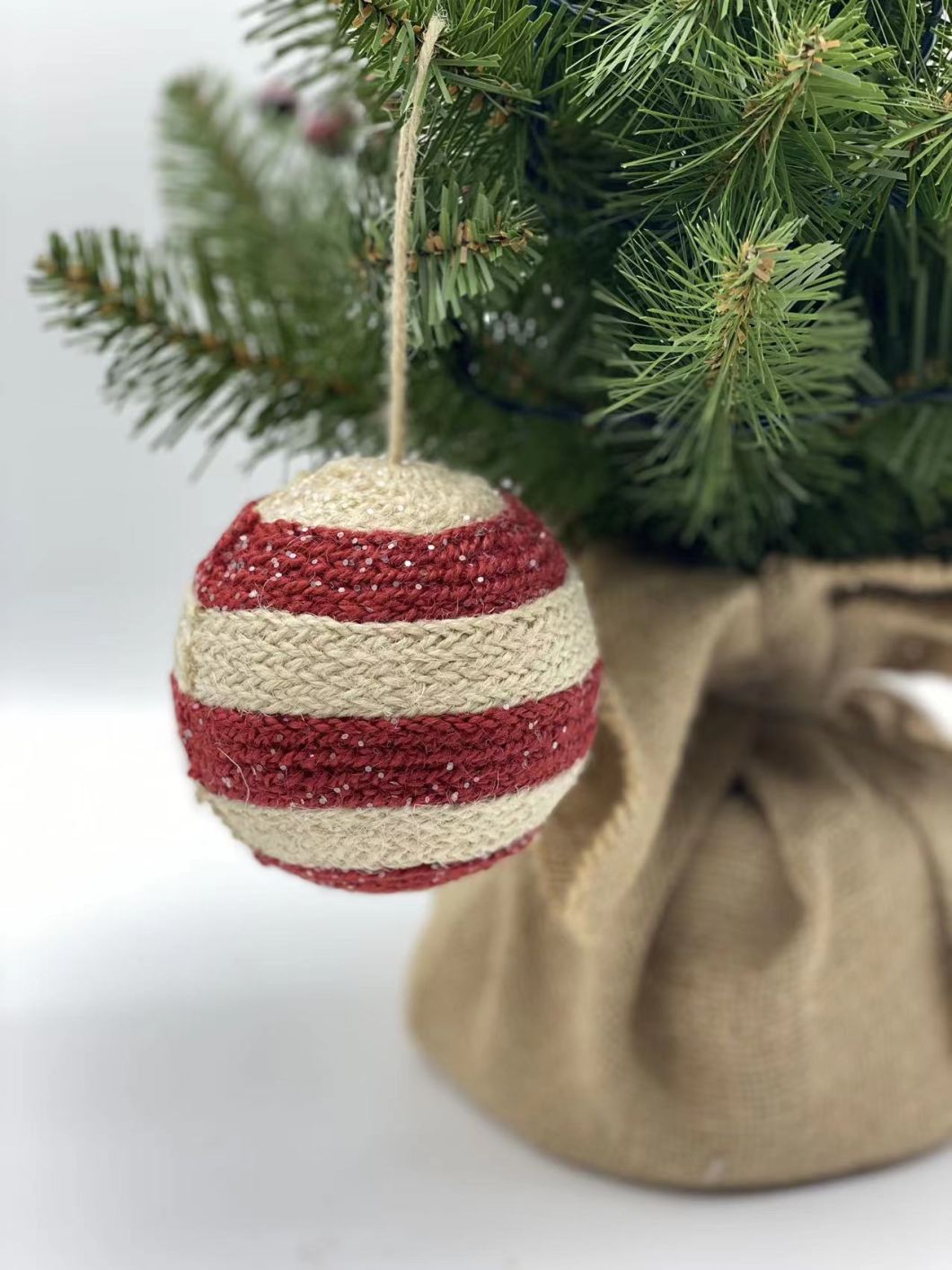 Custom Cloth Christmas Ornament Christmas Ball for Christmas and Room Decoration