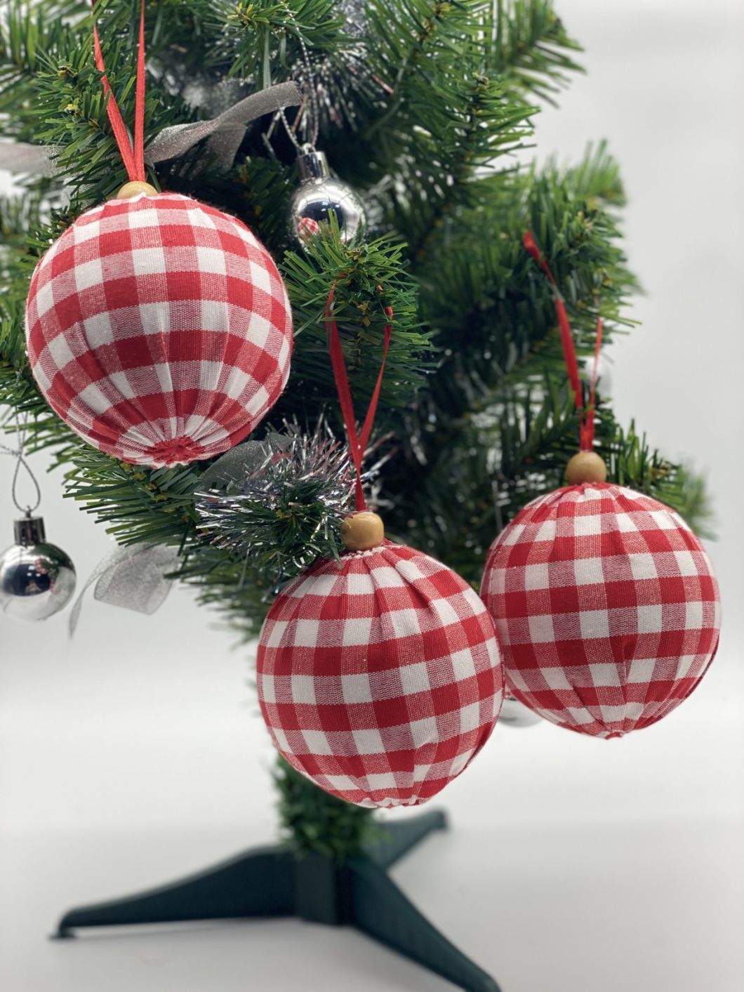 Cloth Custom Pattern Chritmas Ball for Christmas Decoration