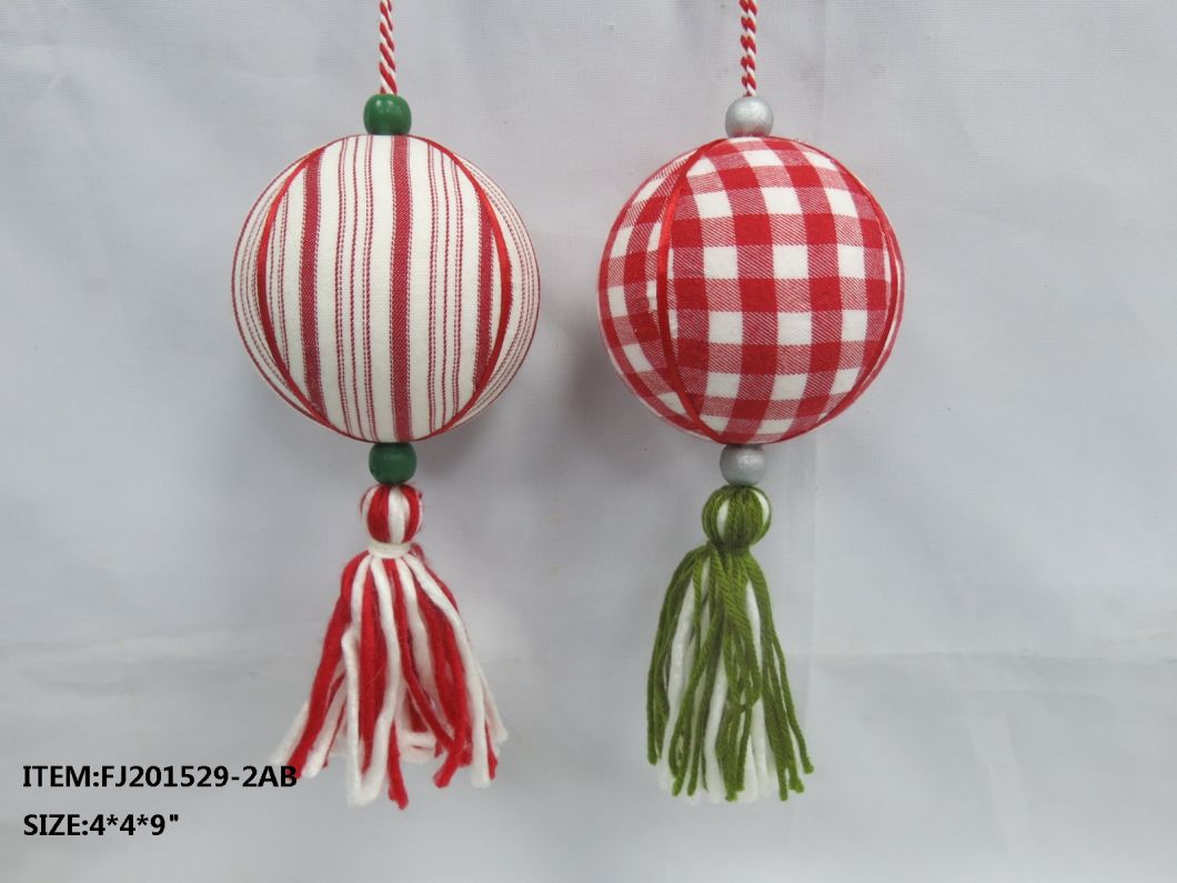 Handmade Custom Christmas Hanging Ball with Red Berries for Room Decoration